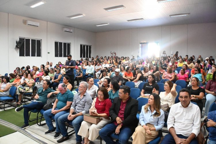 Prefeitura do Assú abre ano letivo 2026 com Jornada Pedagógica e avanços na educação.